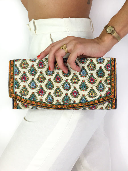 70s vintage off-white quilted "Provençal" clutch/pouch